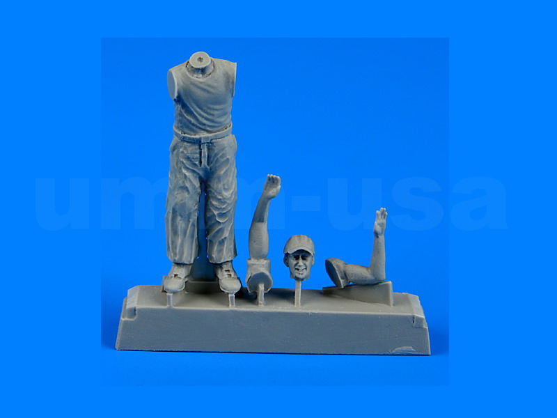 AB480108 U.S. Army Aircraft Mechanic WWII - Pacific War 1/48